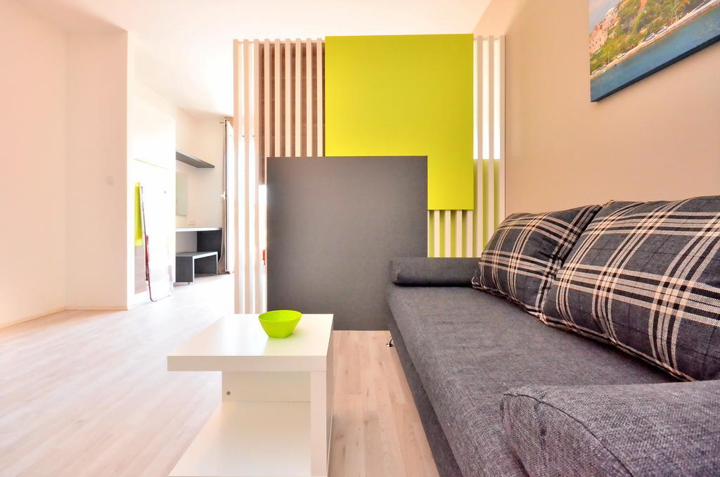 Bretia Apartments Сутиван Стая снимка
