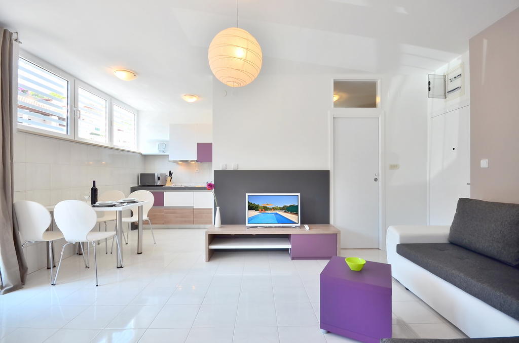 Bretia Apartments Сутиван Стая снимка