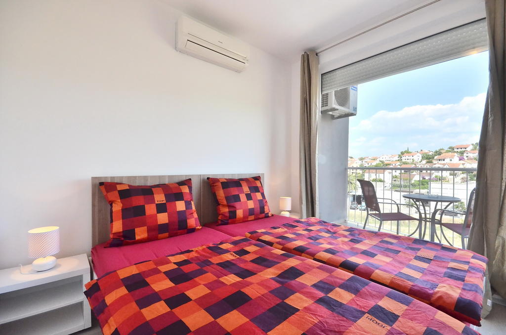 Bretia Apartments Сутиван Стая снимка
