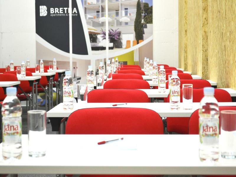 Bretia Apartments Сутиван Екстериор снимка