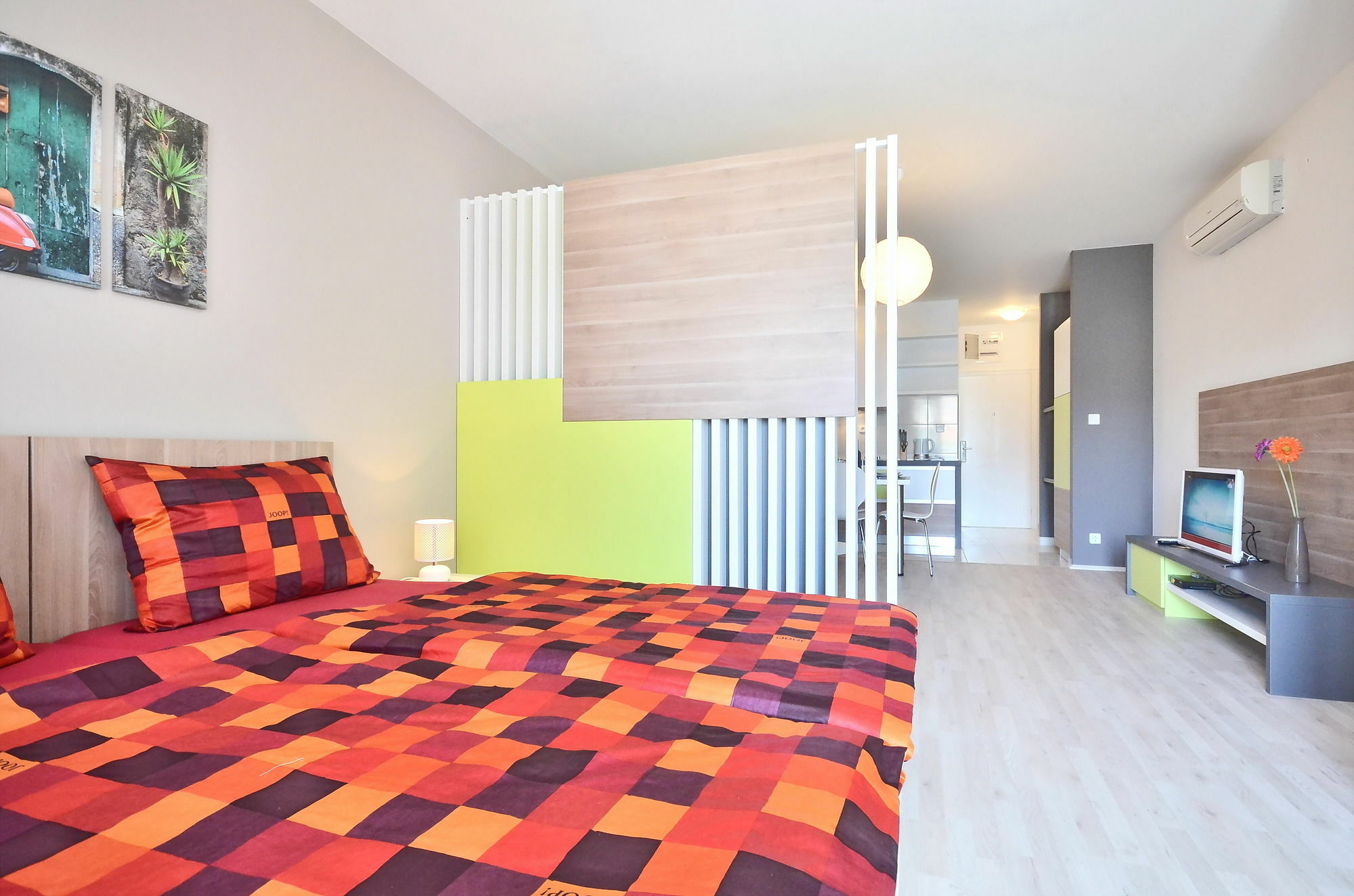 Bretia Apartments Сутиван Екстериор снимка