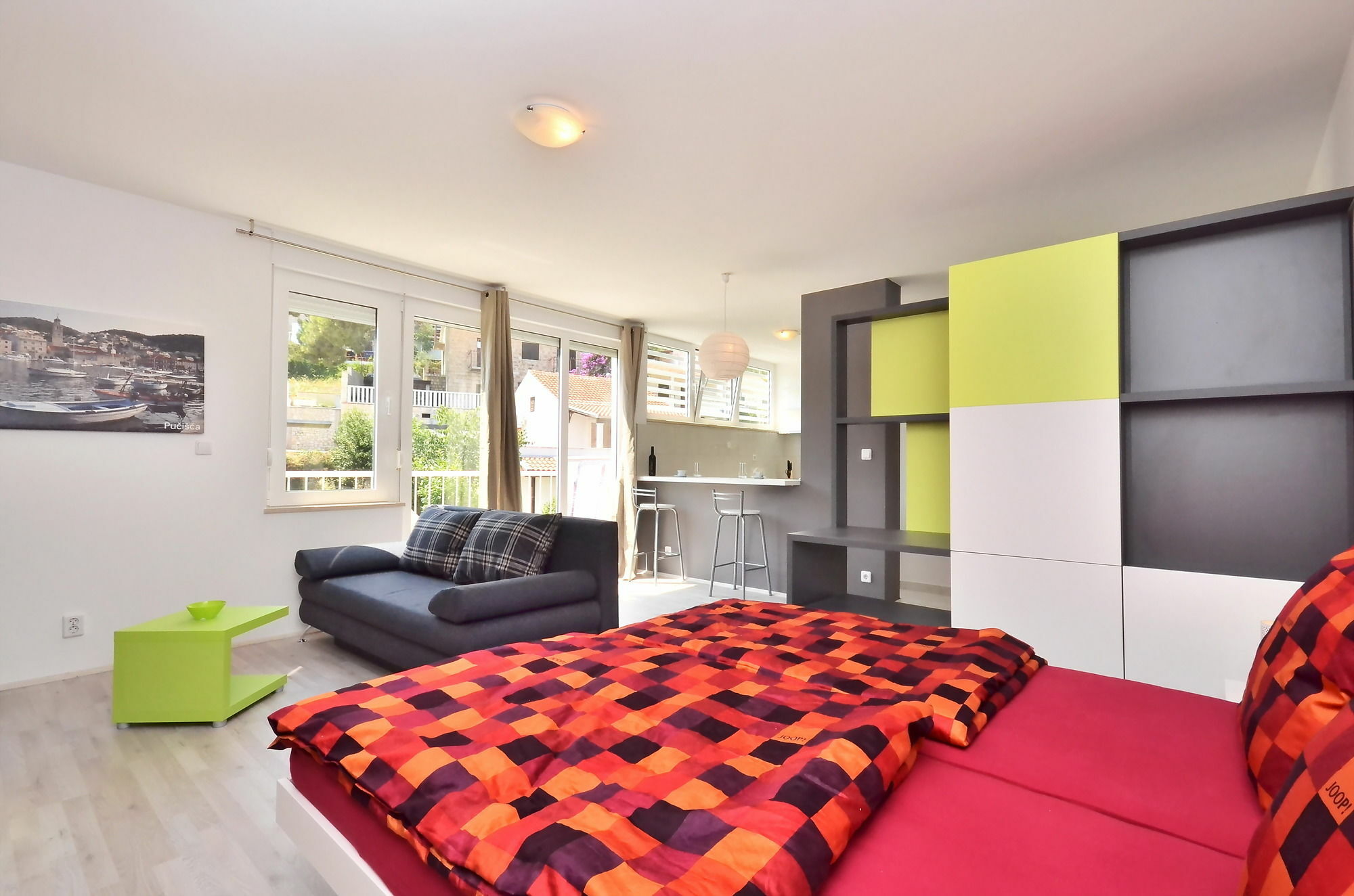 Bretia Apartments Сутиван Екстериор снимка