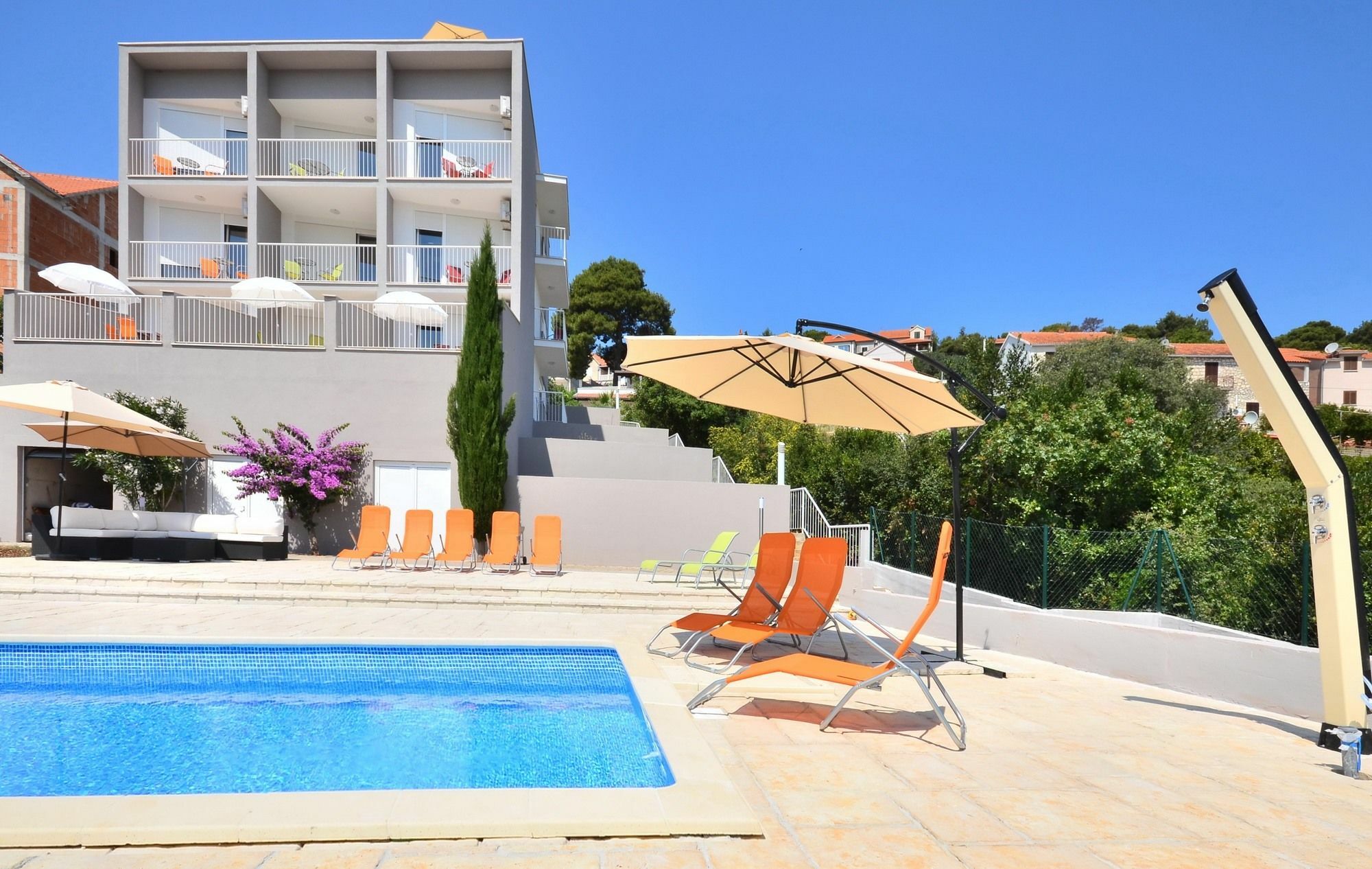 Bretia Apartments Сутиван Екстериор снимка